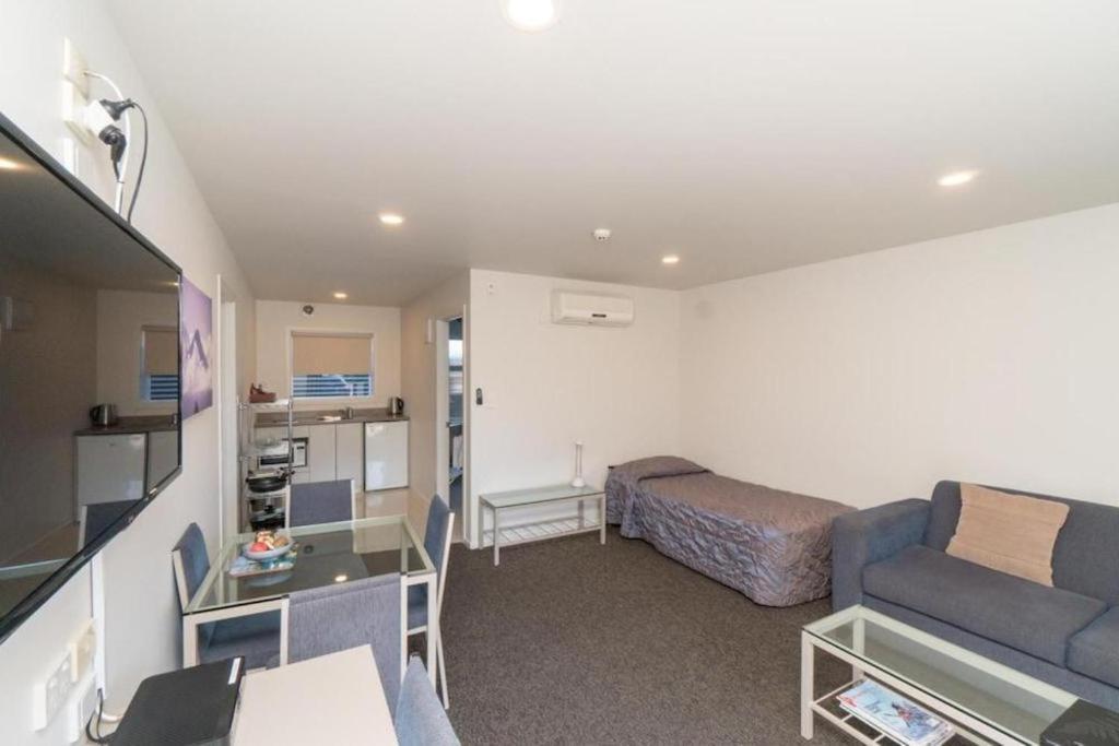 Hawera Central Motor Lodge Exterior photo